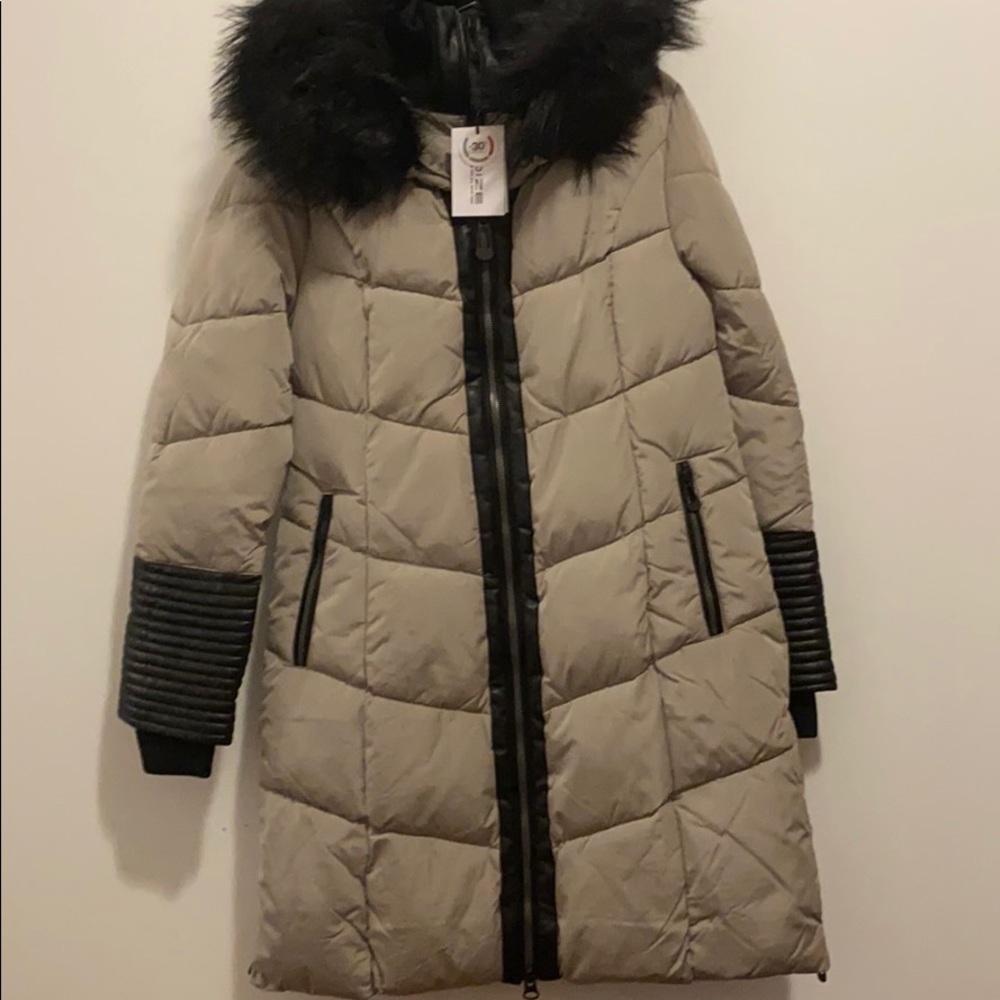 Brand new Noize puffer coat